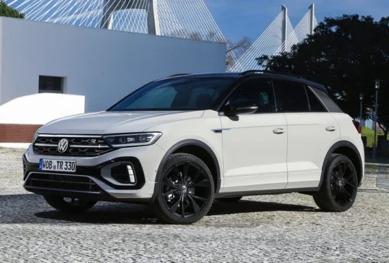 Volkswagen T-Roc (Manual, 1.5 L, 5 Seats)
